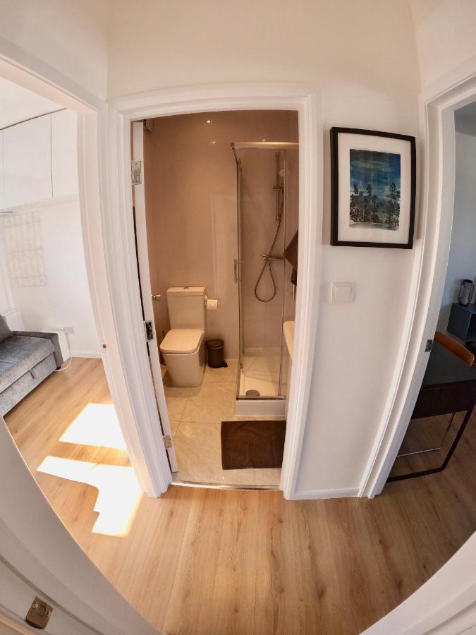Lovely One Bedroom Flat Londres Exterior foto